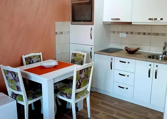 Radovic 아파트 Vrnjačka Banja